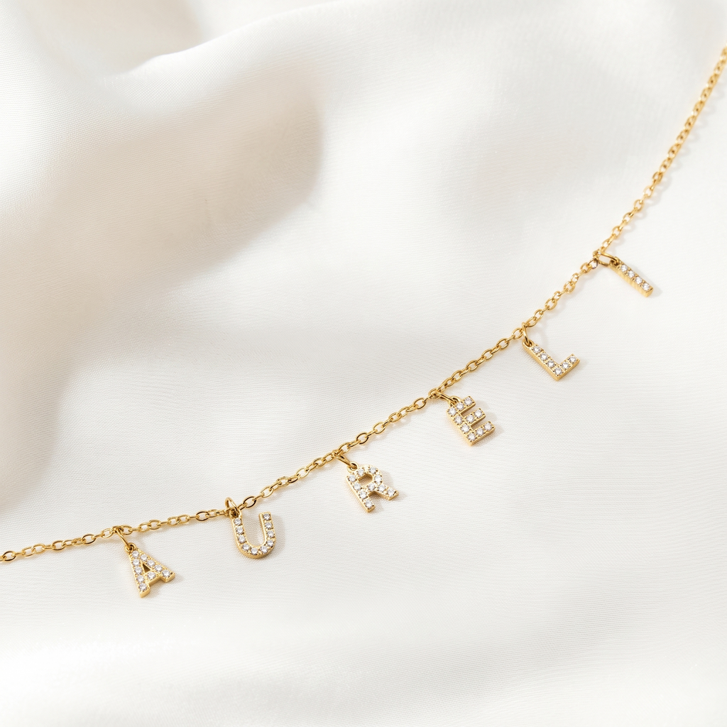 Colar de Nome com Diamantes