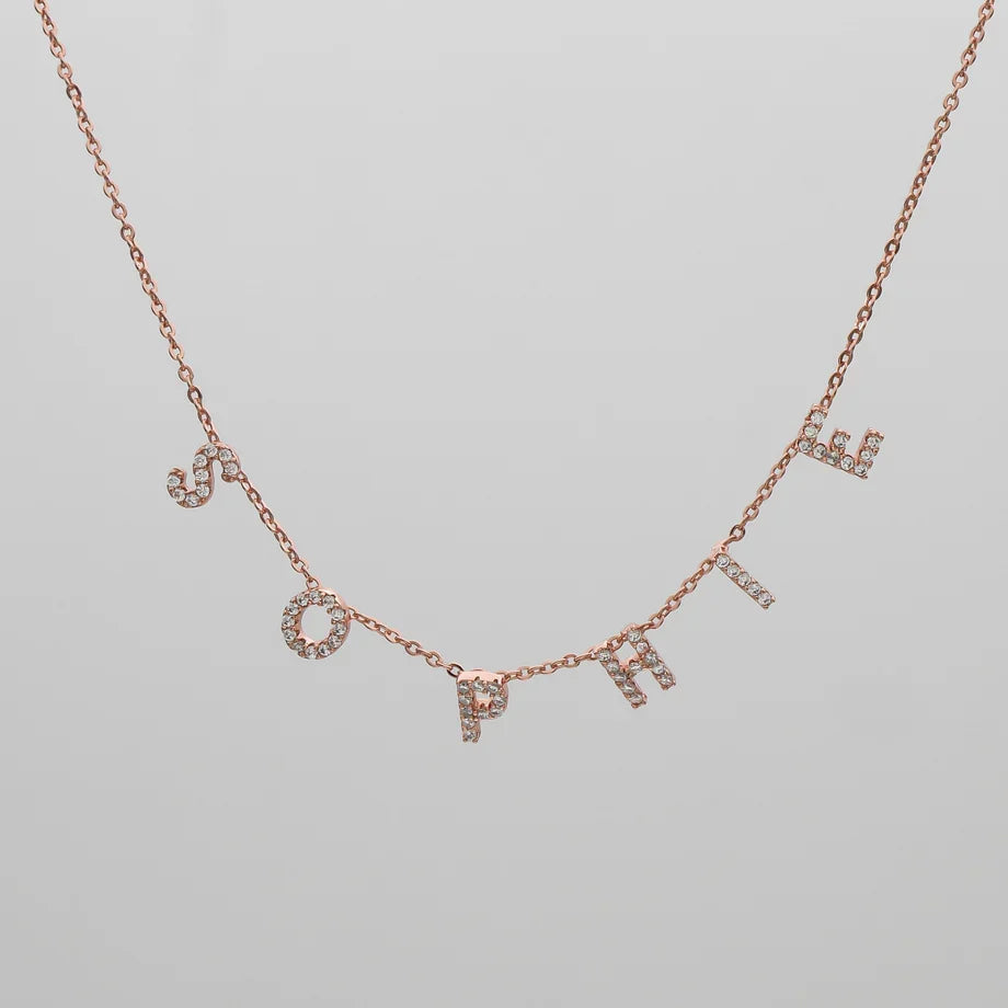 Collar de Nombre con Diamantes