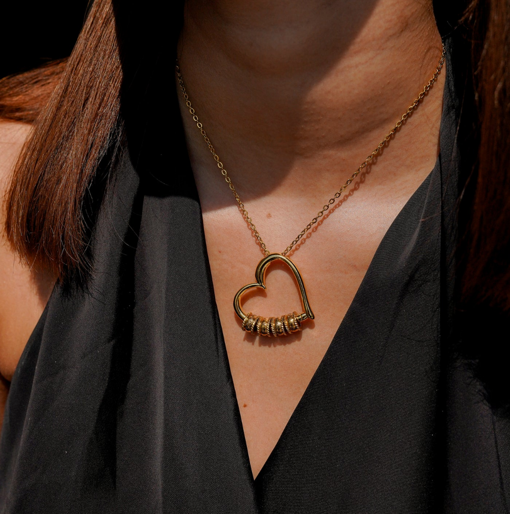 "El Corazón de la Familia" – Collar