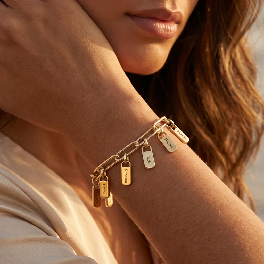 Pulsera Personalizada con Plaquitas Grabadas