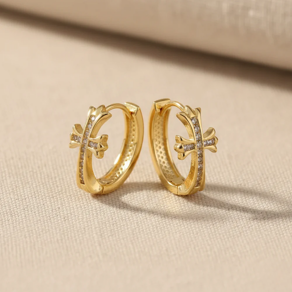 Aros con Colgante de Cruz