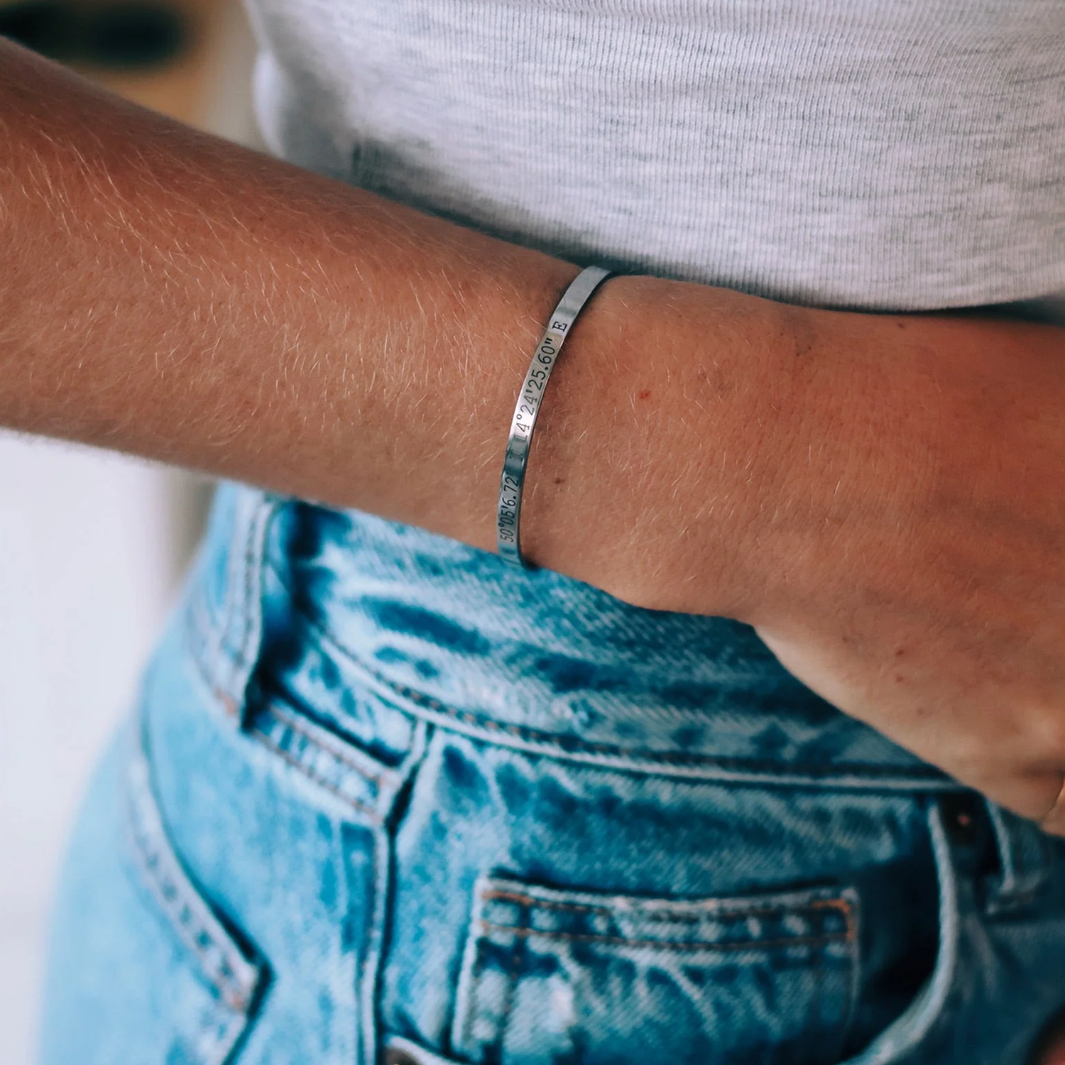 Brazalete de Plata Grabado