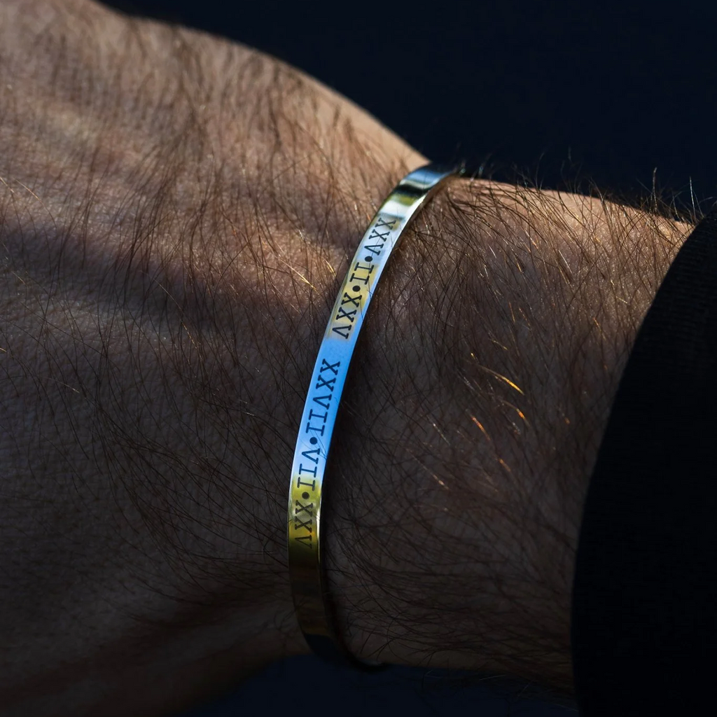 Brazalete de Plata Grabado